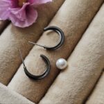 گوشواره مشکی میخی مدل پوینت